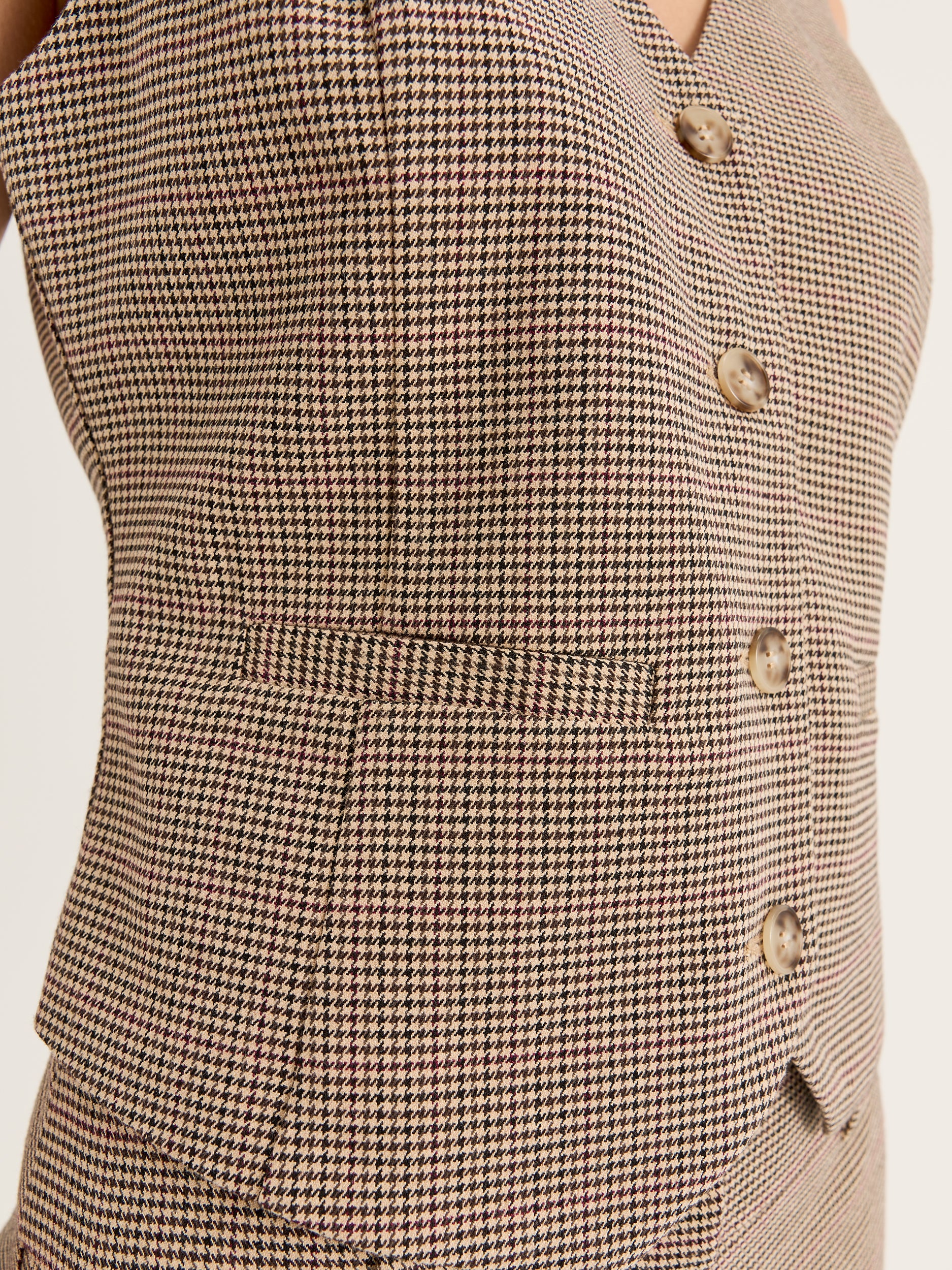 Annie Check Vest - Image 5