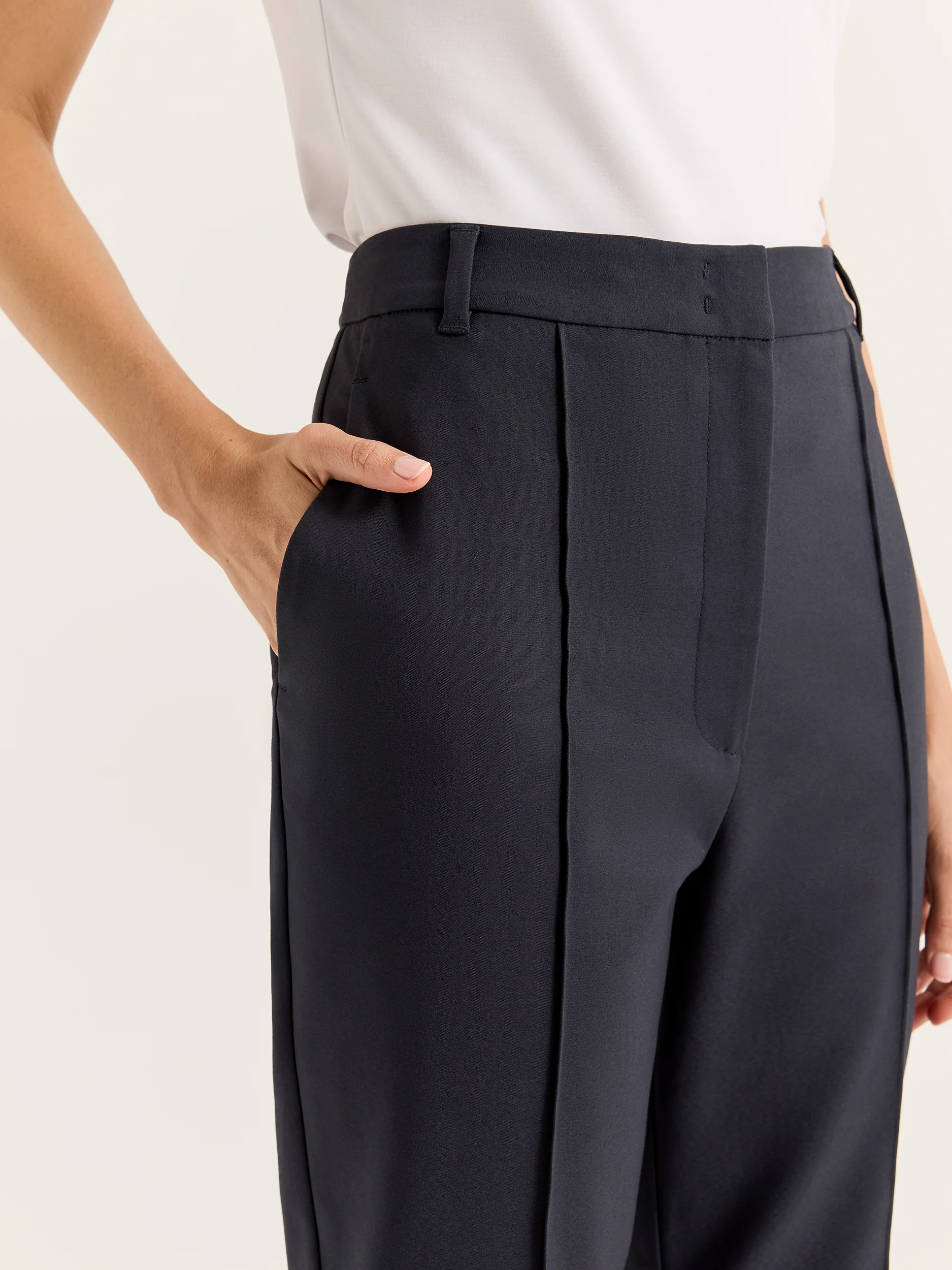 Arianna Pant - Image 3
