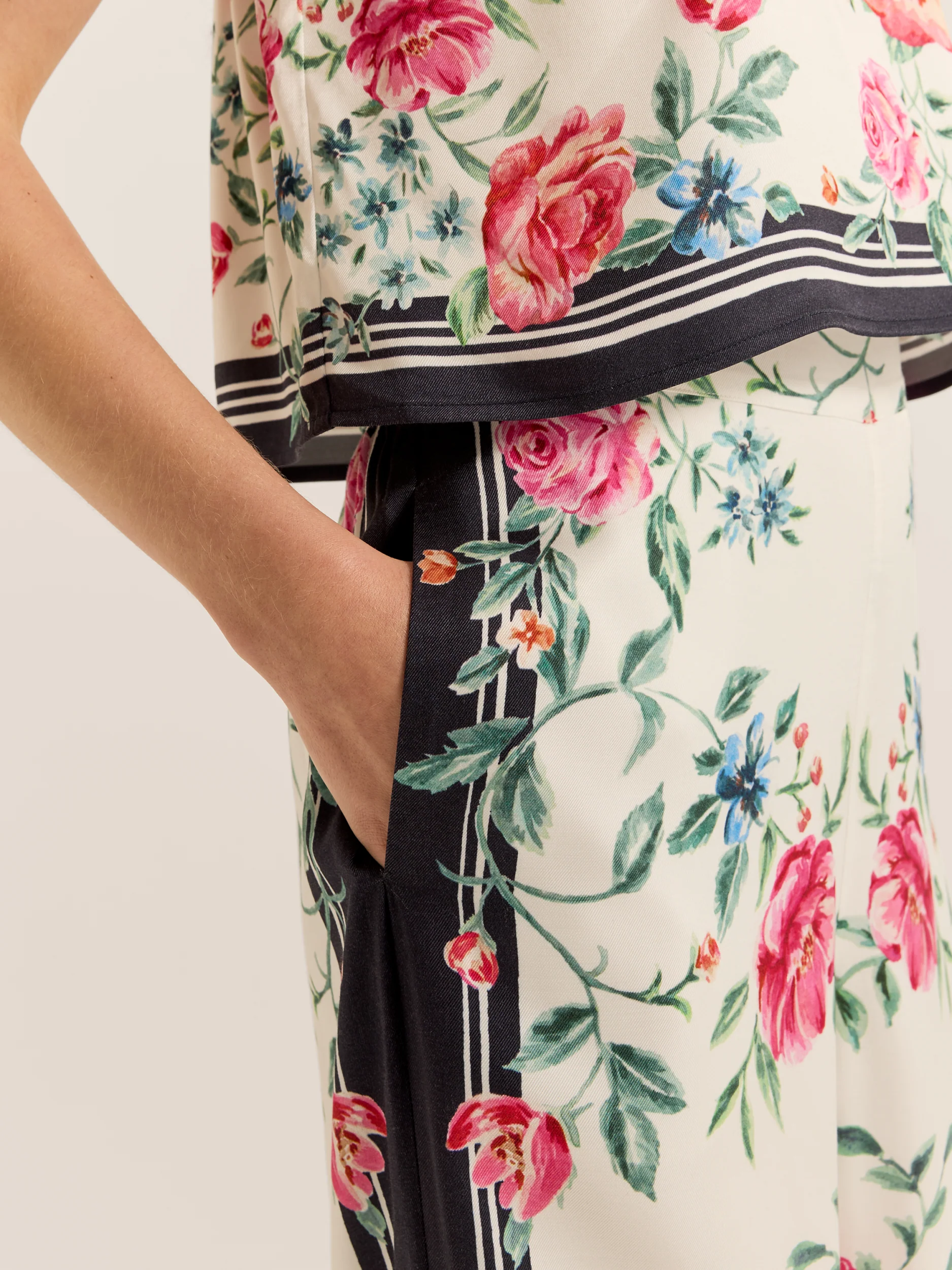 Artisan Scarf Pants - Image 4