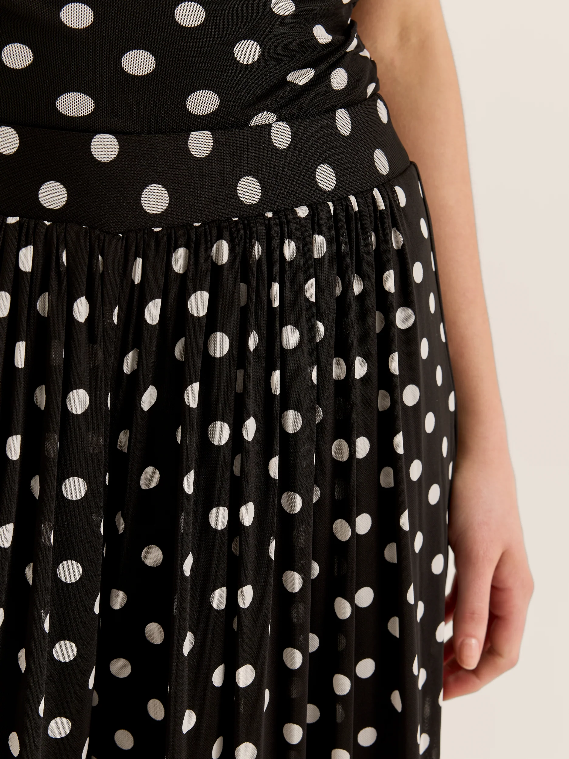 Ava Spot Mesh Pant - Image 4