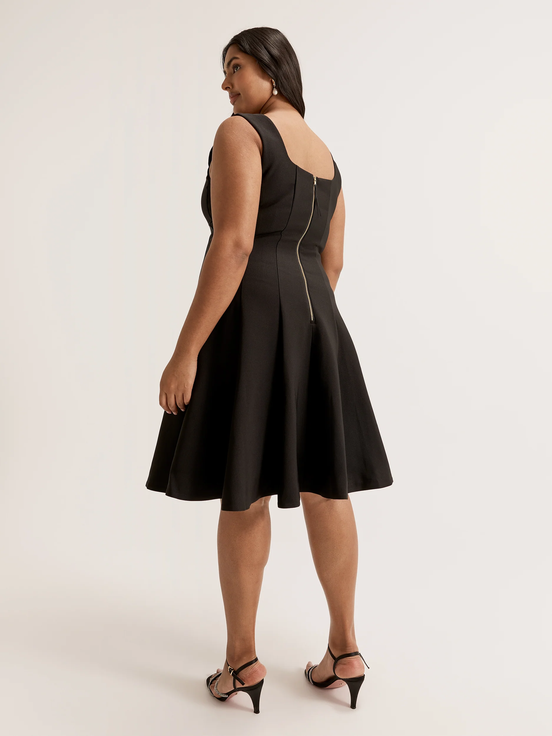 Barcelona Flippy Dress - Image 4