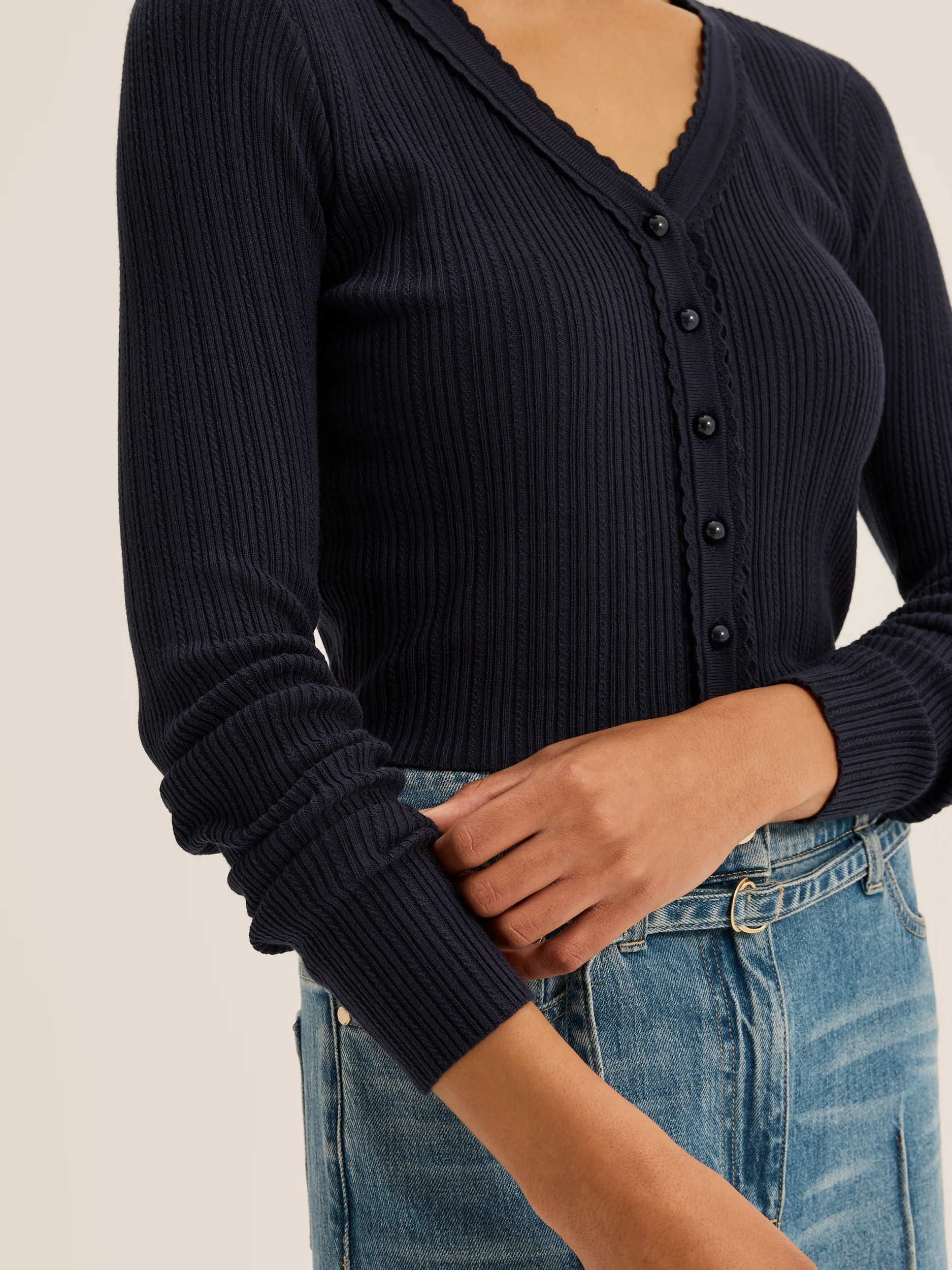 Caitlyn Crop Cardigan - Image 4