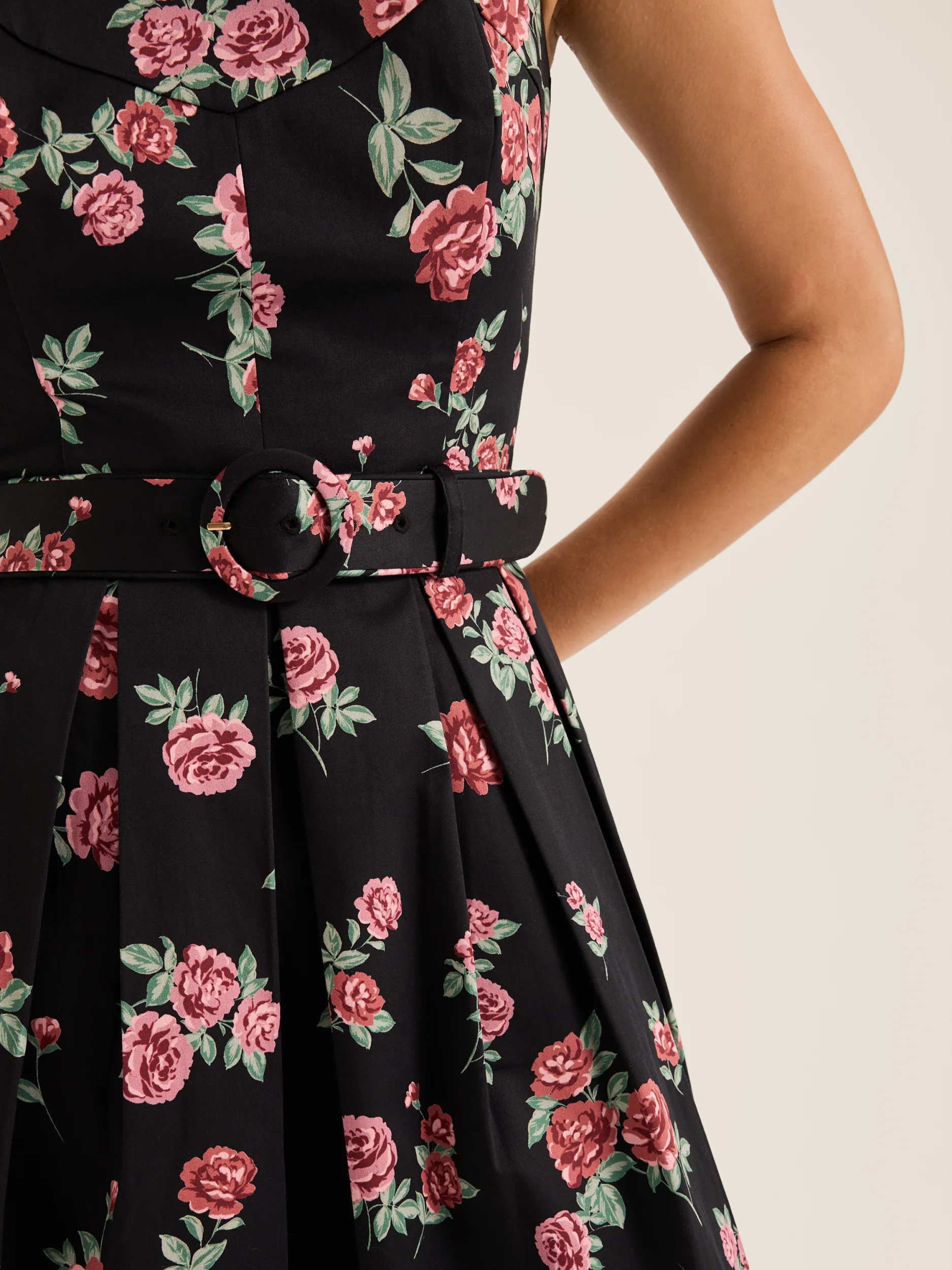 Cameo Rose Dress - Image 4