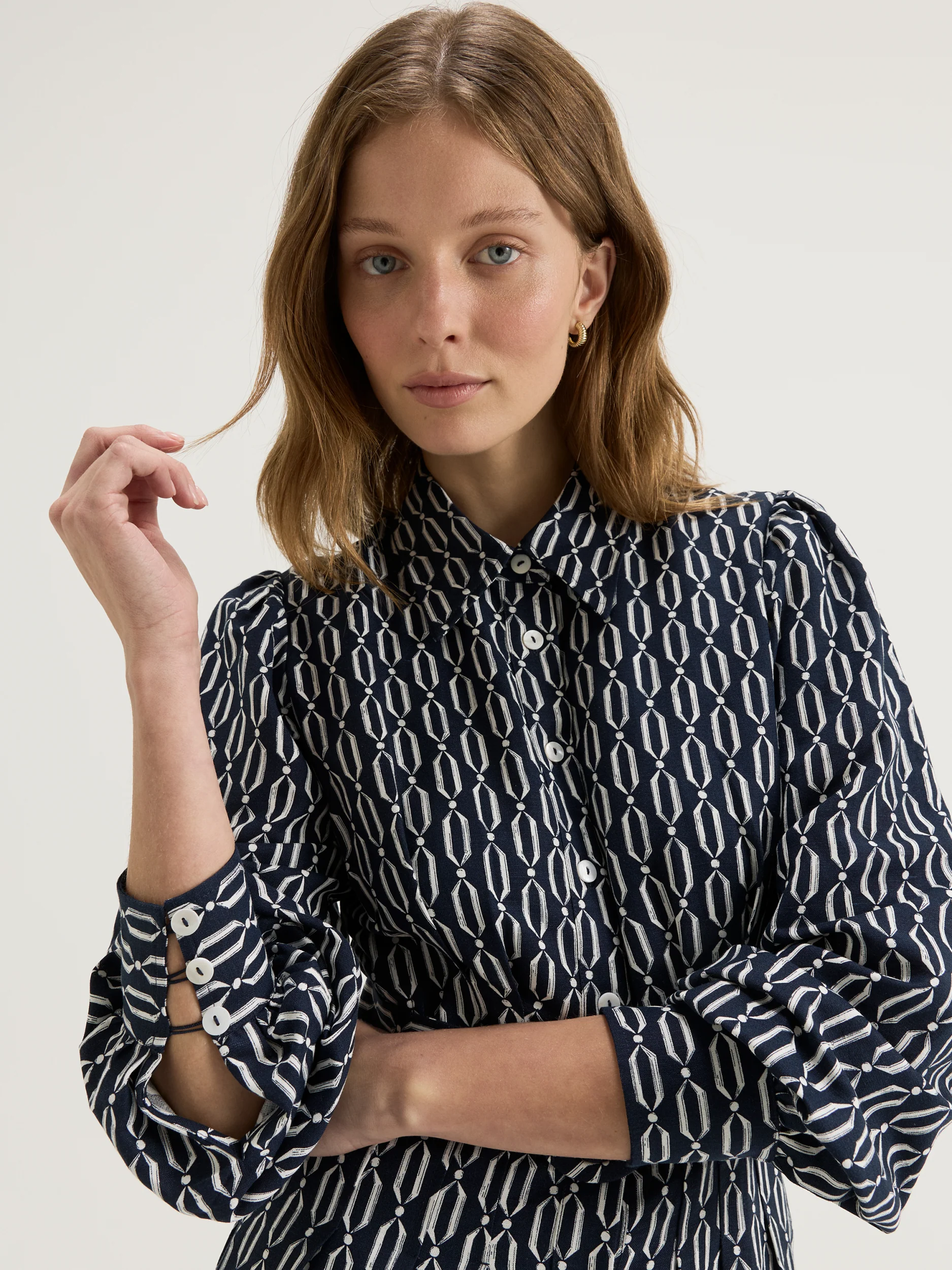 Casa Shirtdress - Image 4