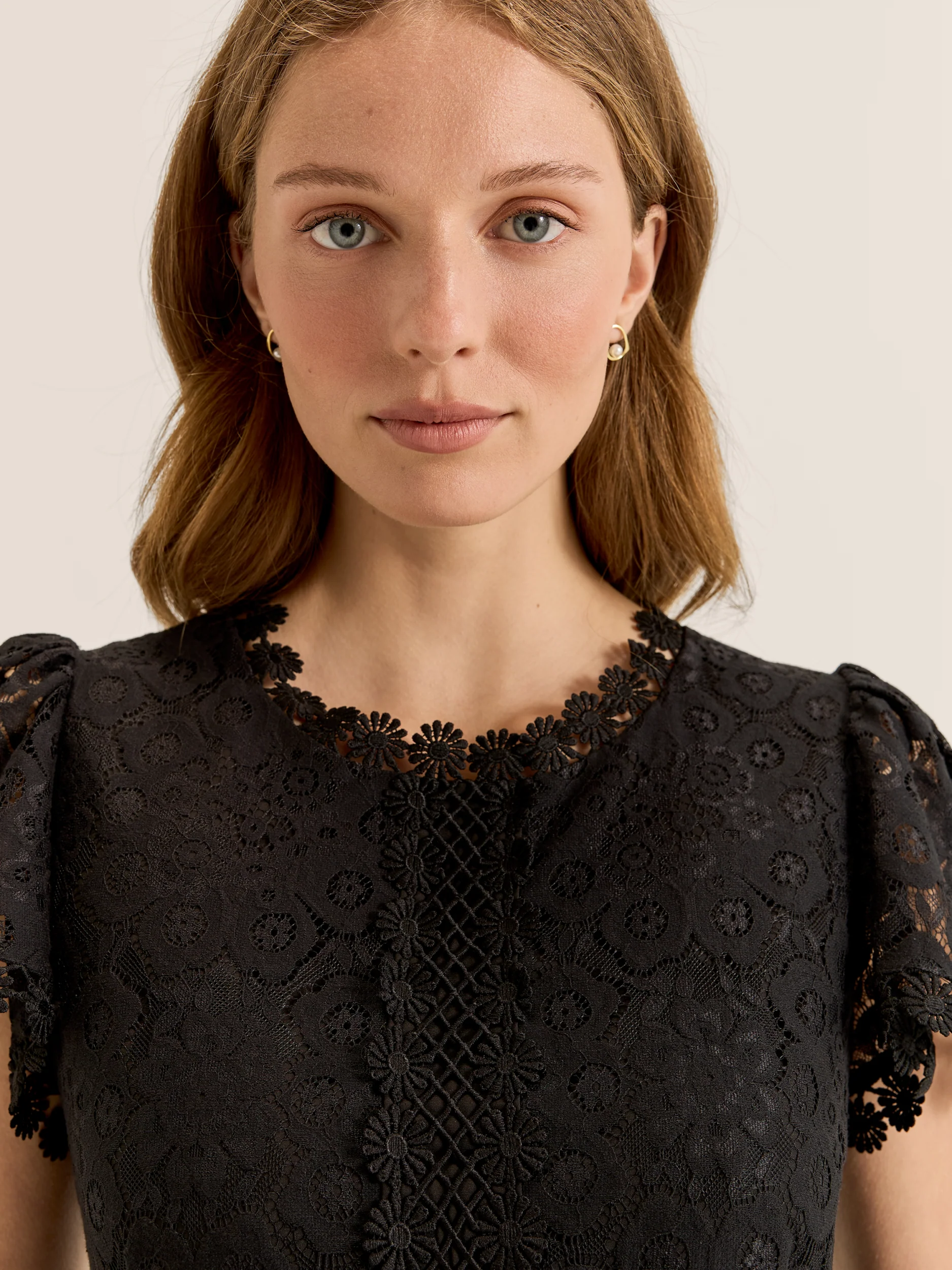 Cosmos Lace Midi Dress - Image 2