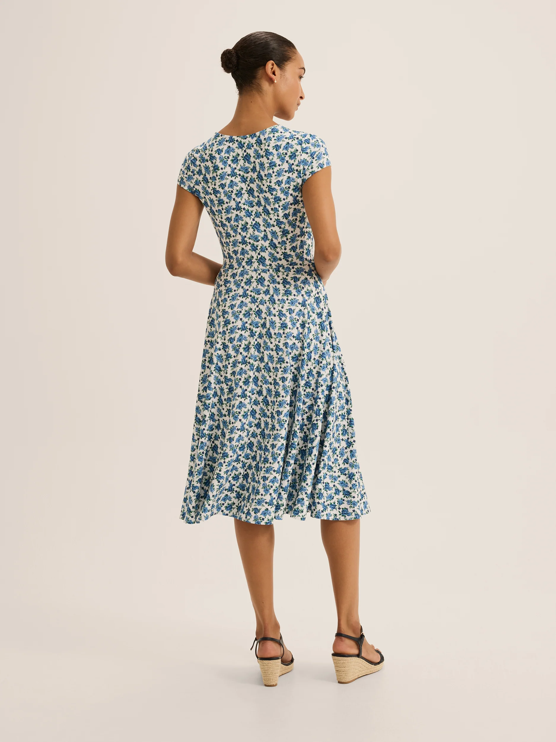 Diana Jersey Dress - Image 6