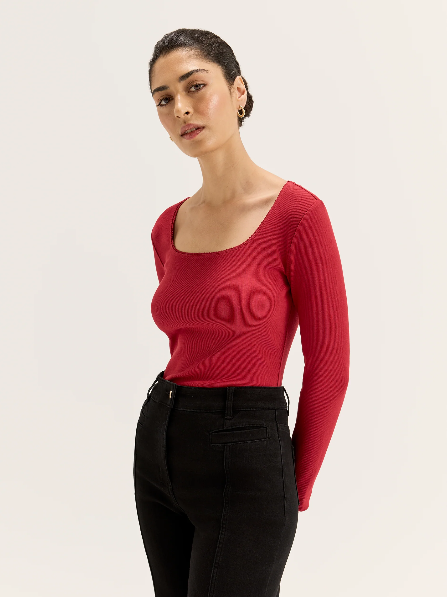 Gia Top - Image 3