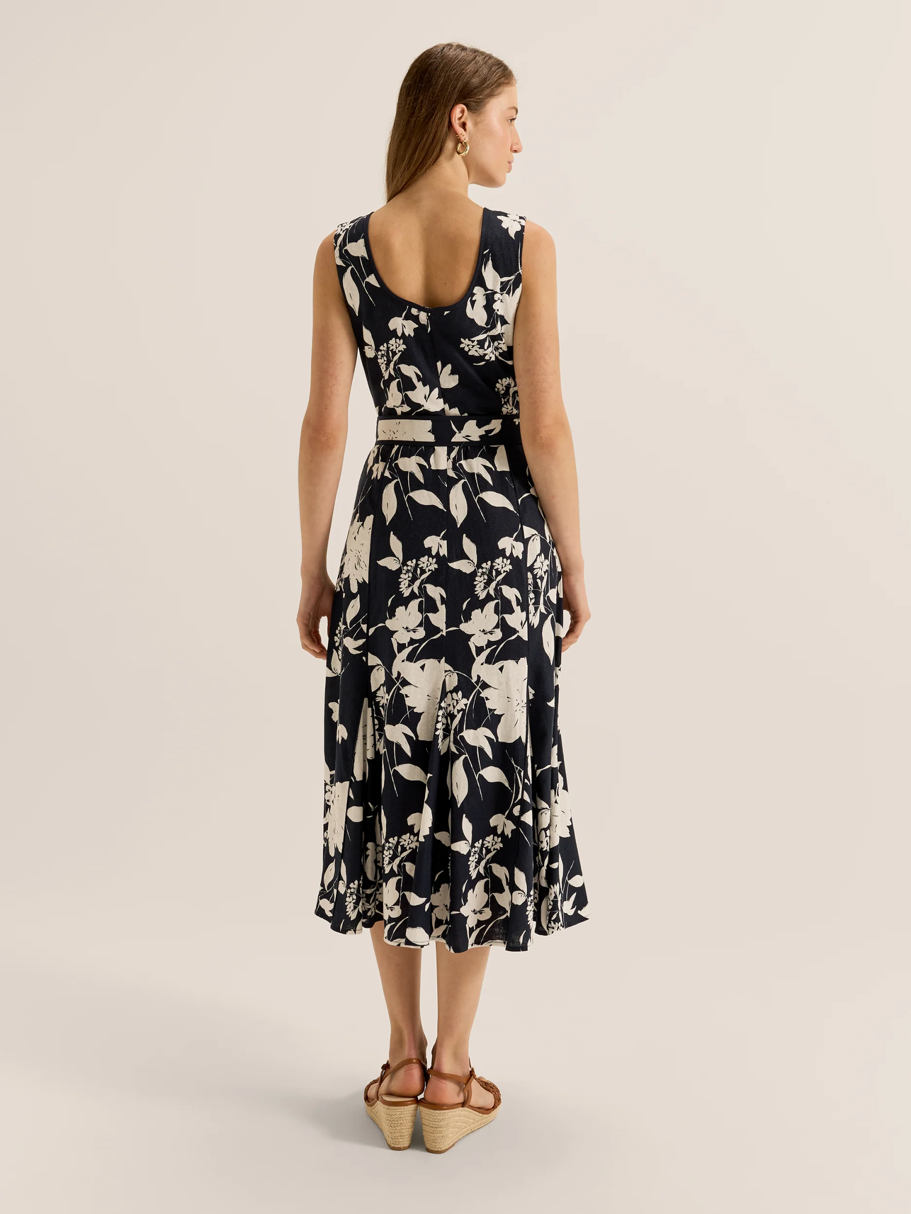 Horizon Dress - Image 6
