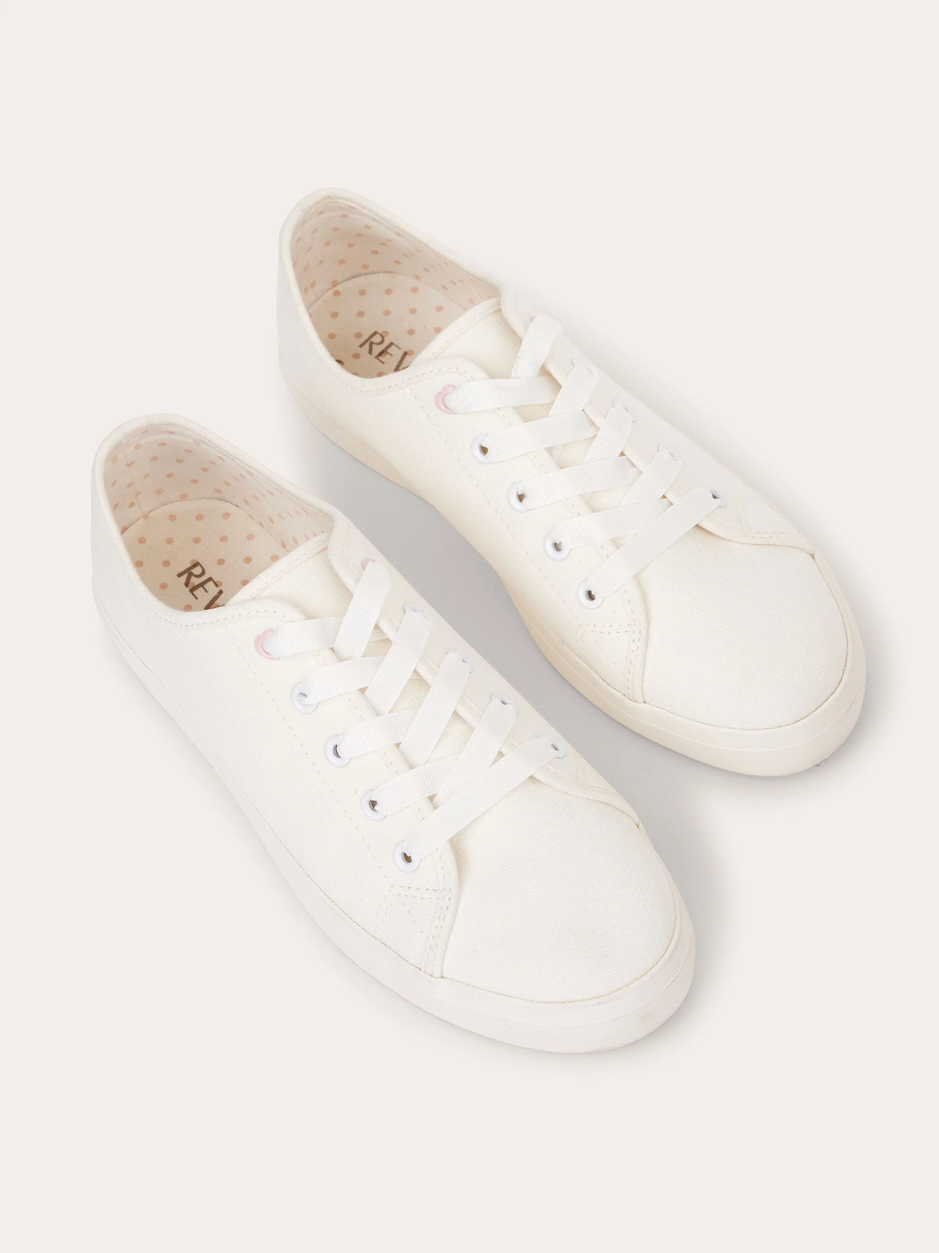 In Love Sneaker - Image 4