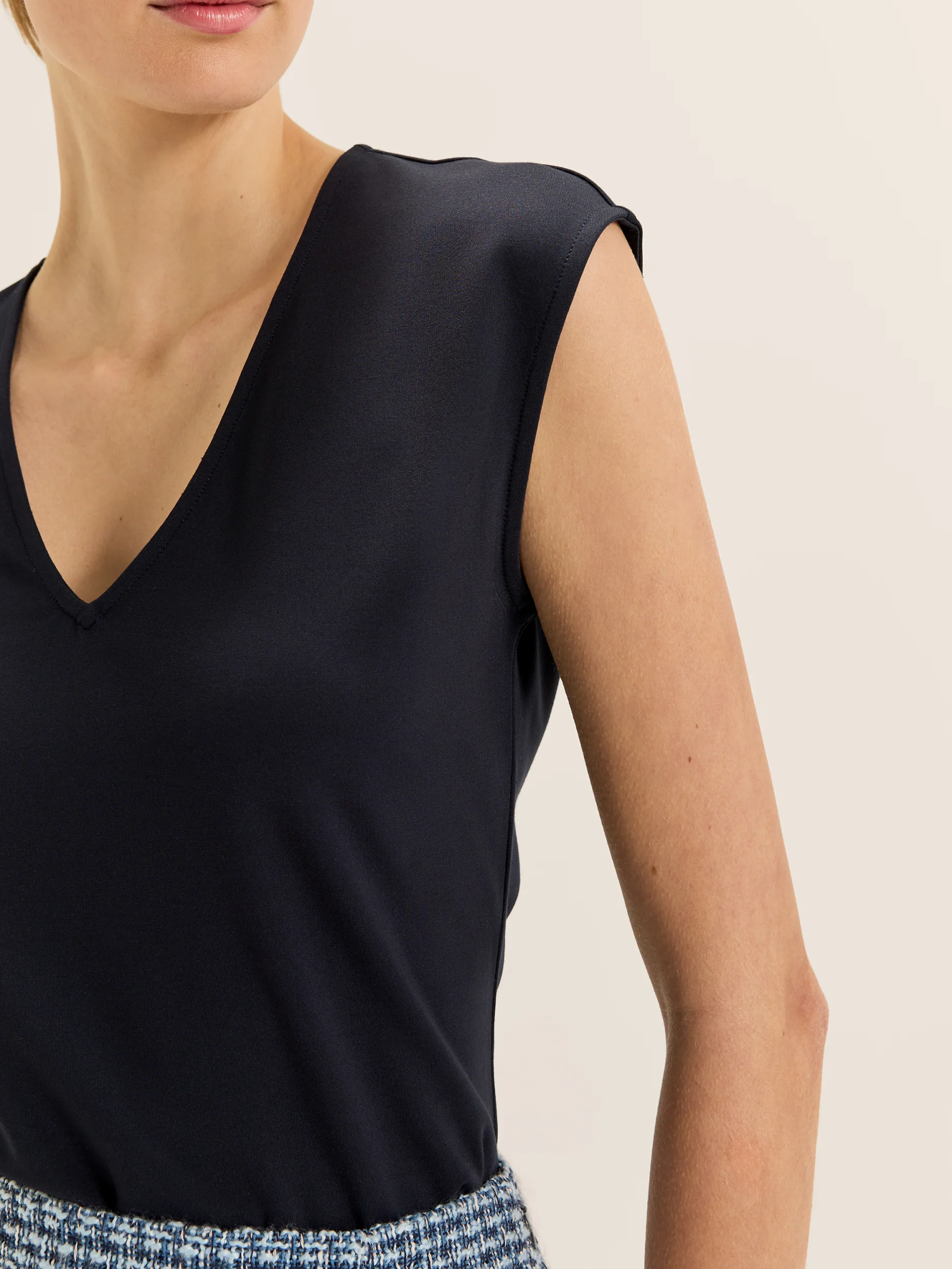 Kimora Ponte Top - Image 4