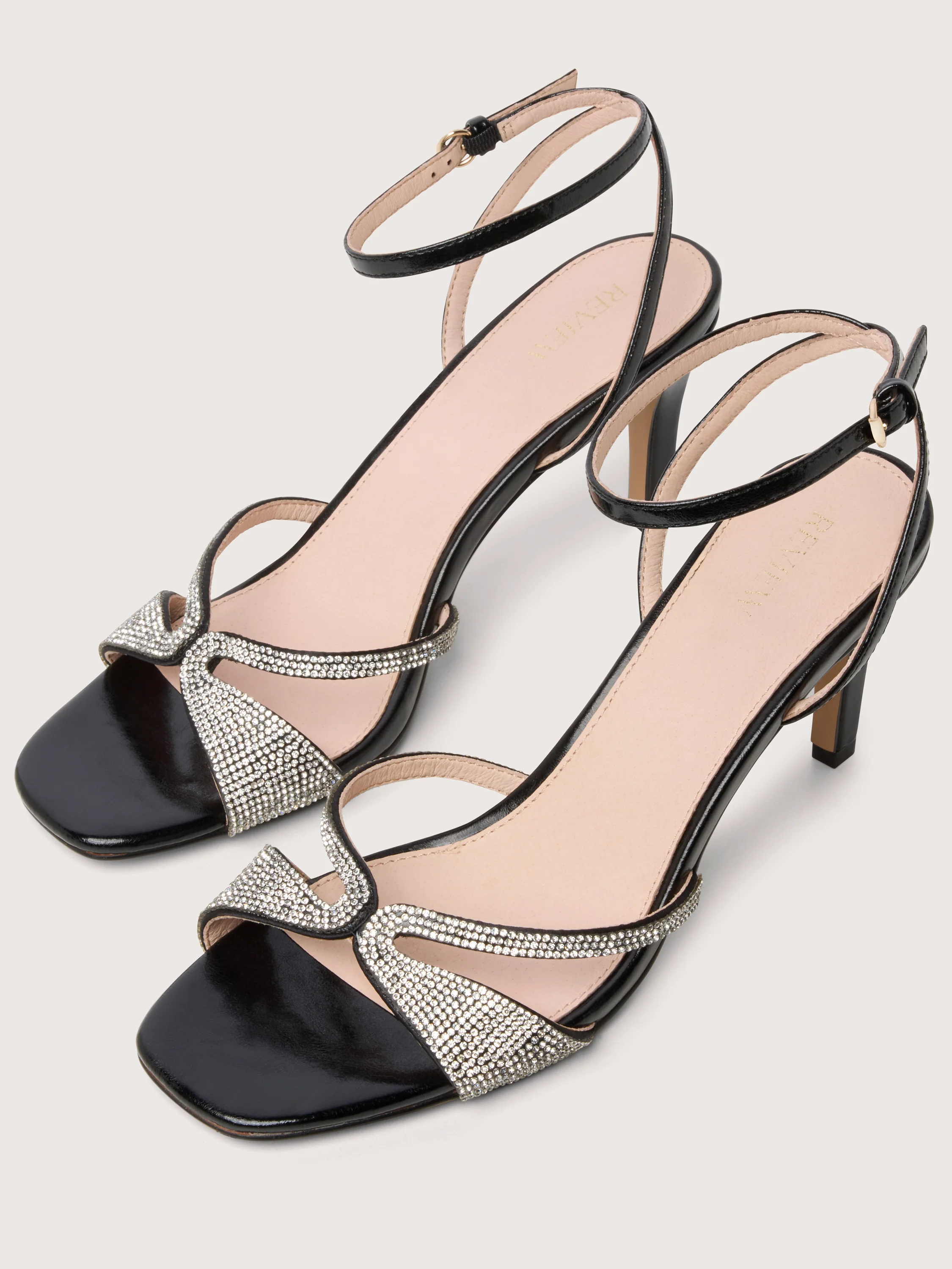 Liza Heel - Image 2