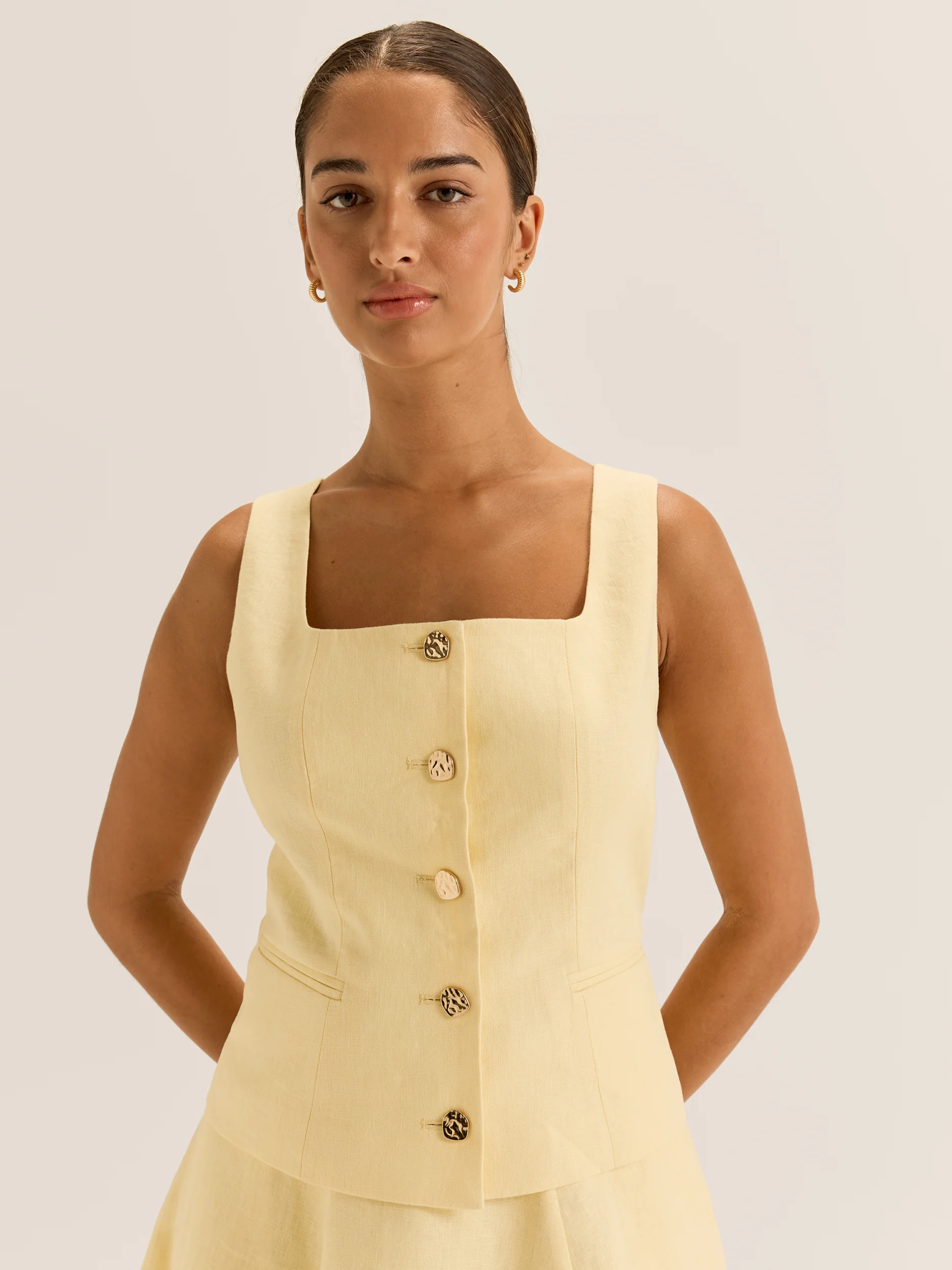 Norah Vest