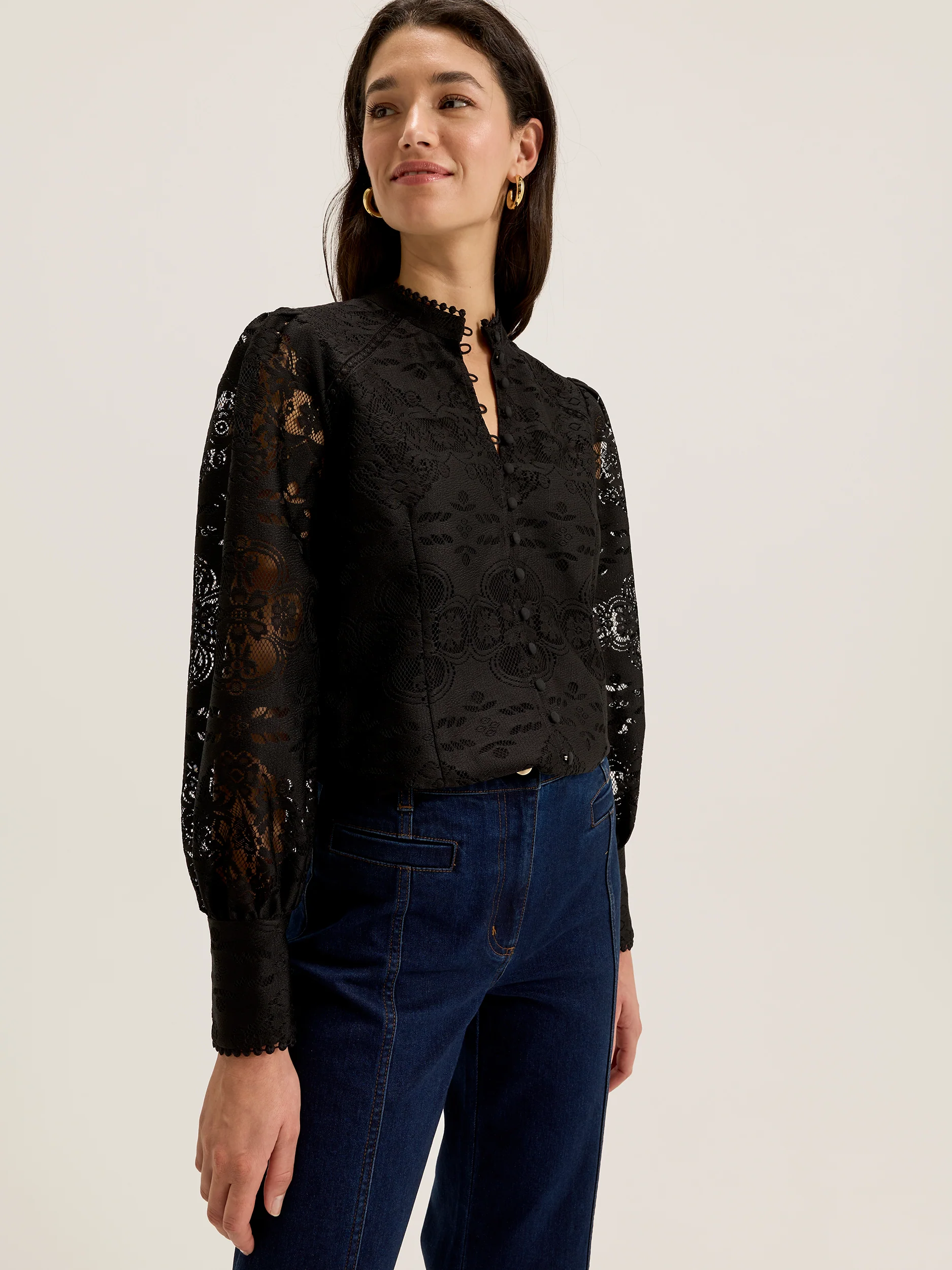 Nostalgia Lace Blouse - Image 5