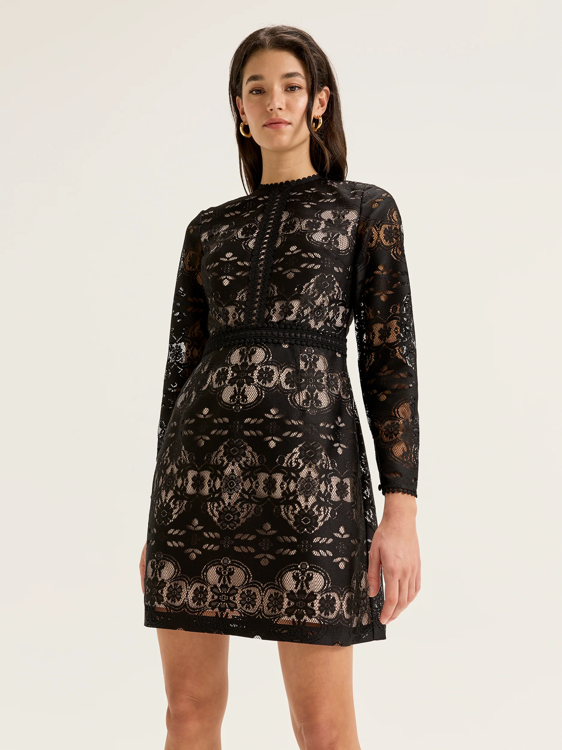 Nostalgia Lace Dress - Image 3