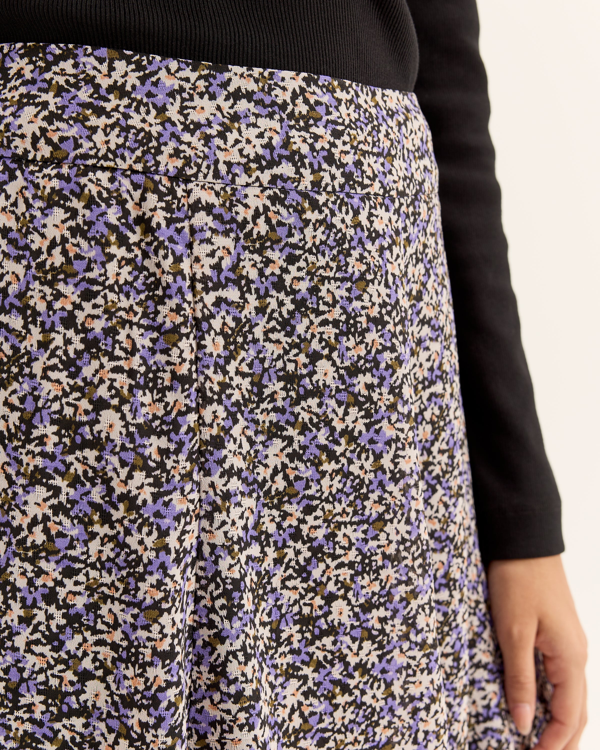 Parisian Bloom Skirt - Image 4
