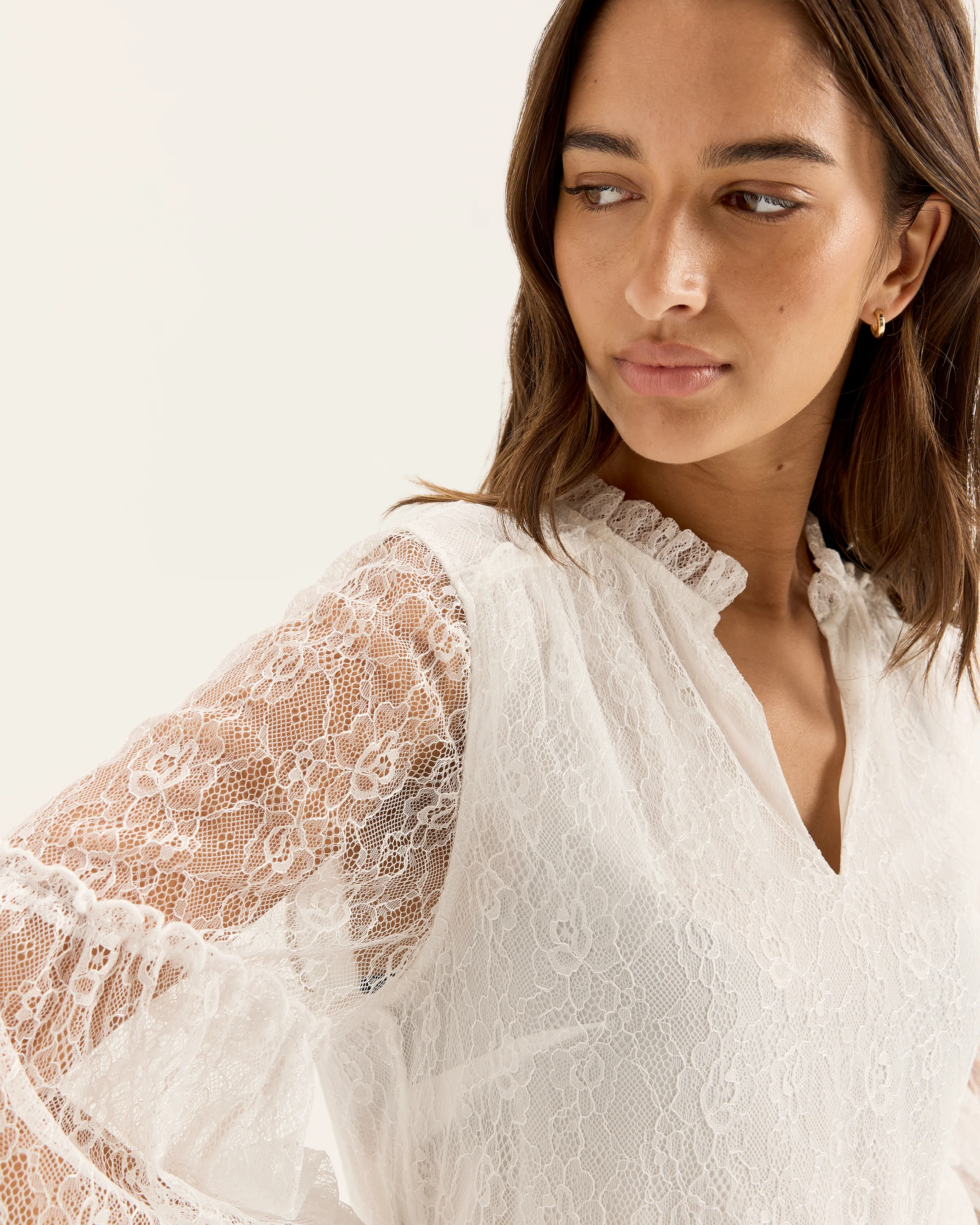 Pompidou Lace Blouse - Image 4