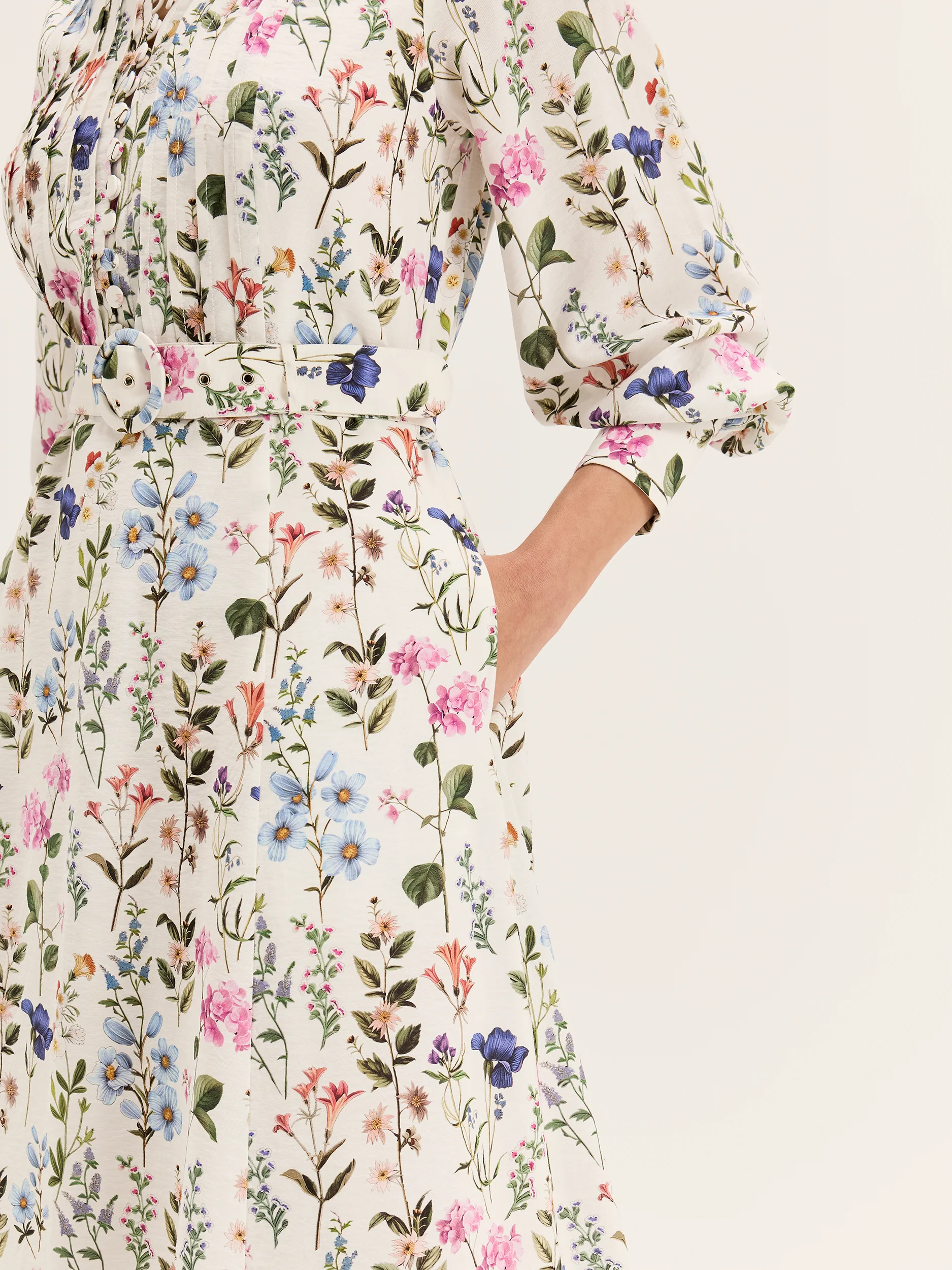 Scotts Rose Midi Dress - Image 3