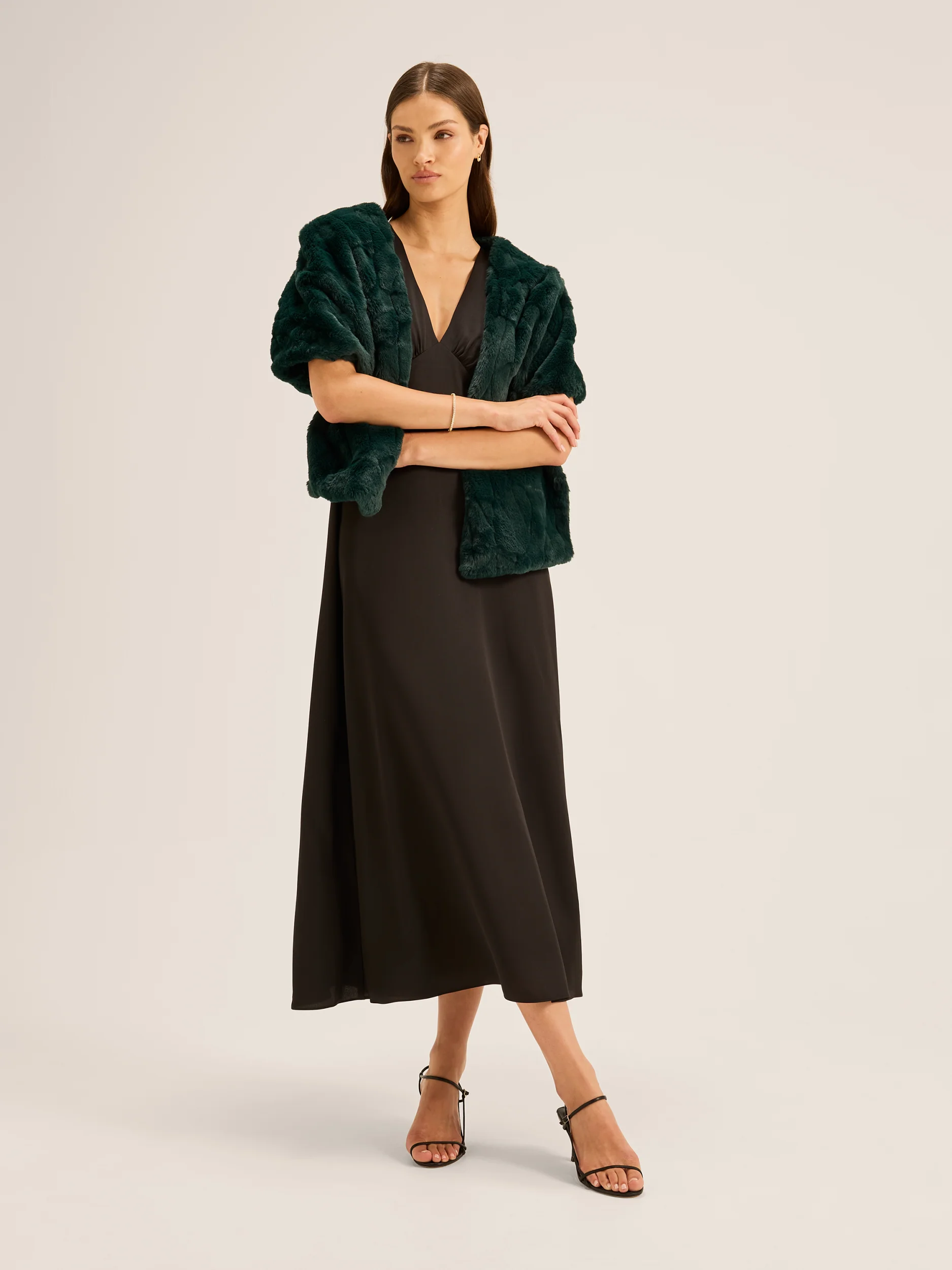 Sovereign Faux Fur Stole - Image 3