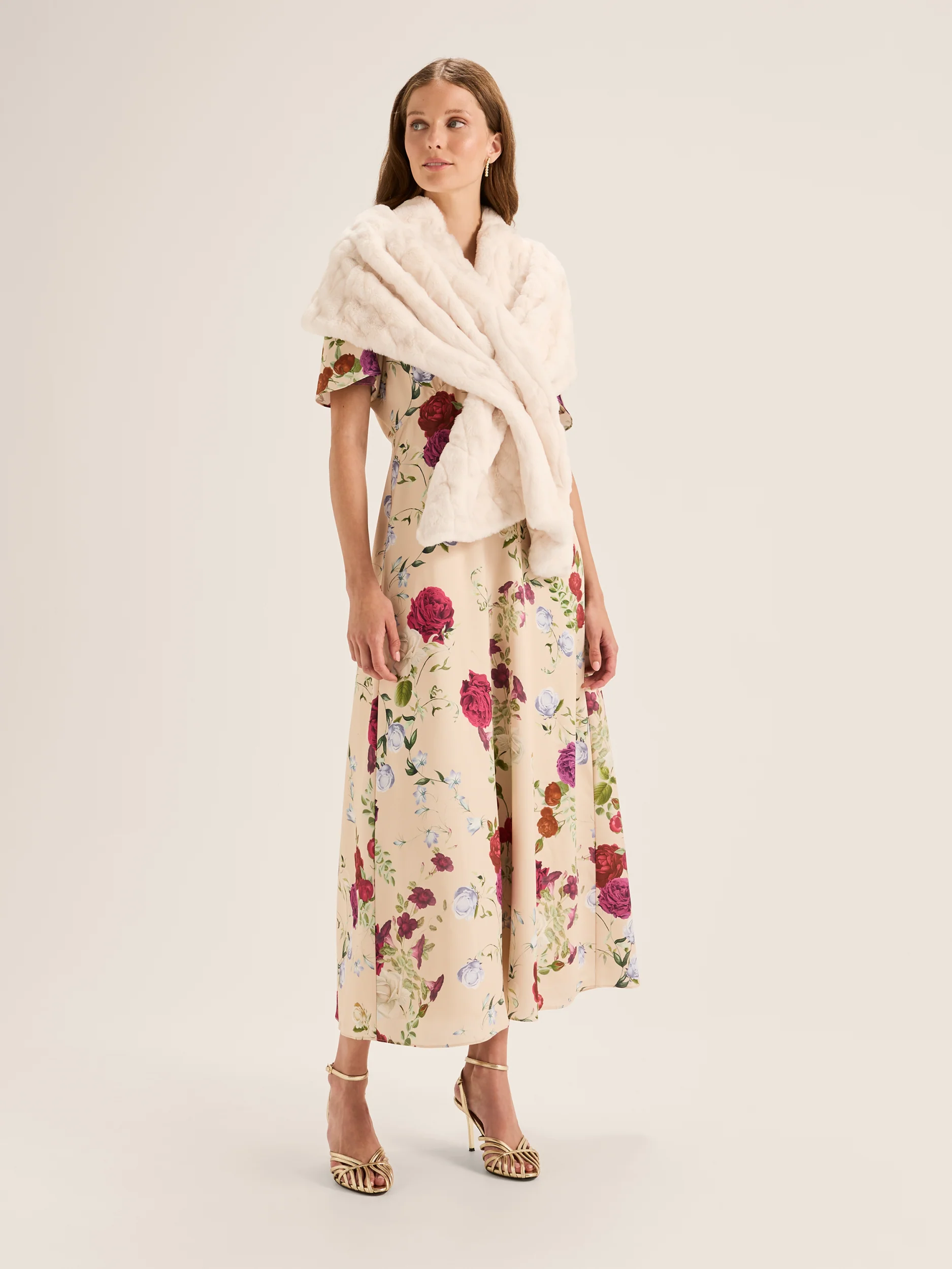 Sovereign Faux Fur Stole - Image 4