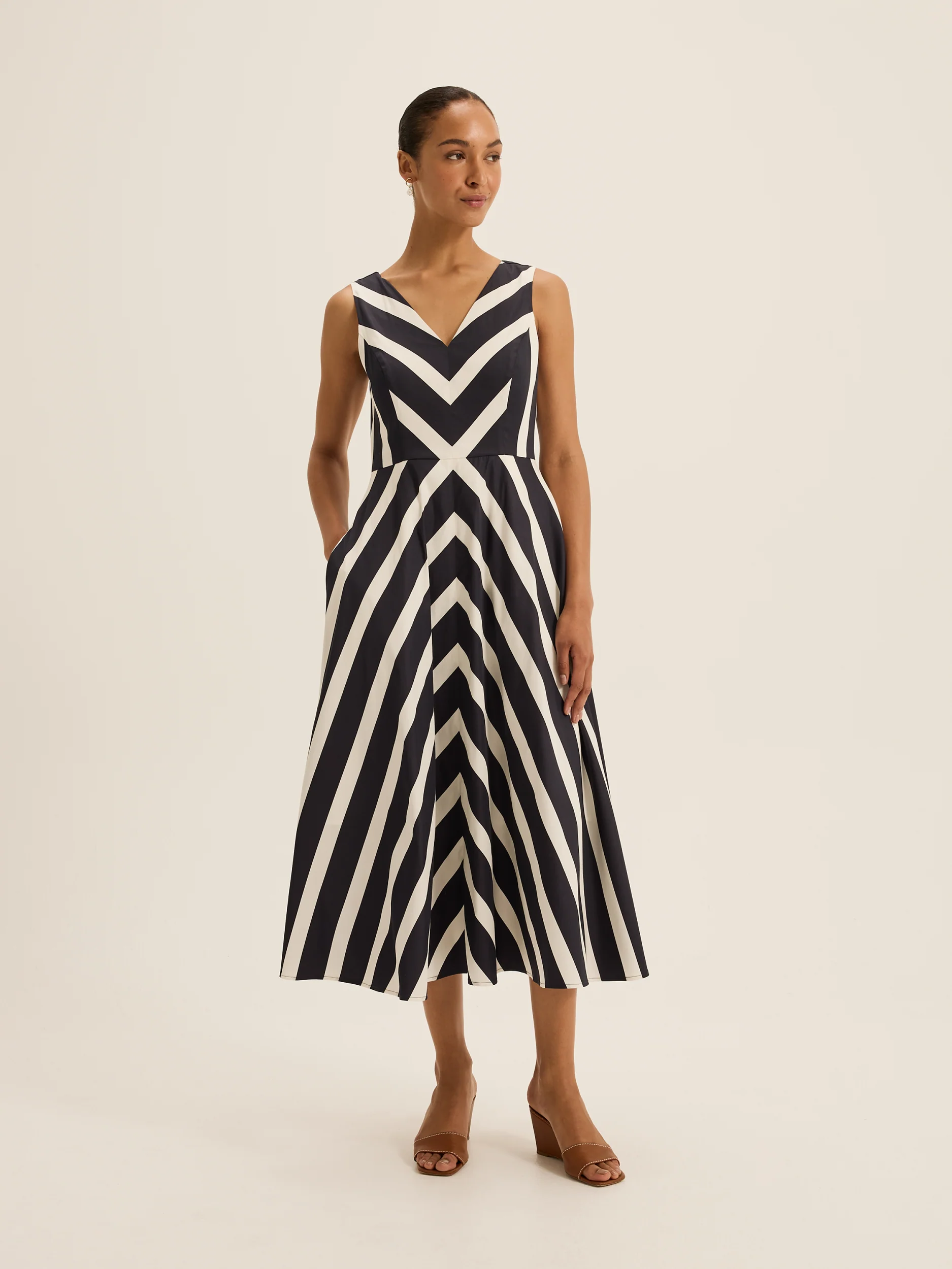 Umbrella Stripe Midi Dress - Image 3