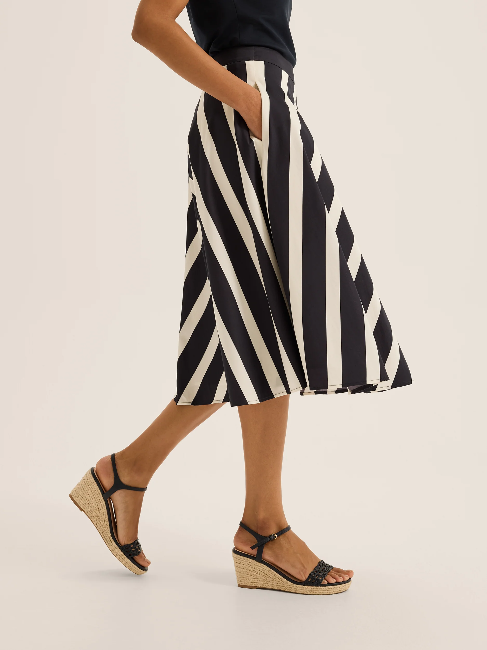 Umbrella Stripe Midi Skirt - Image 5