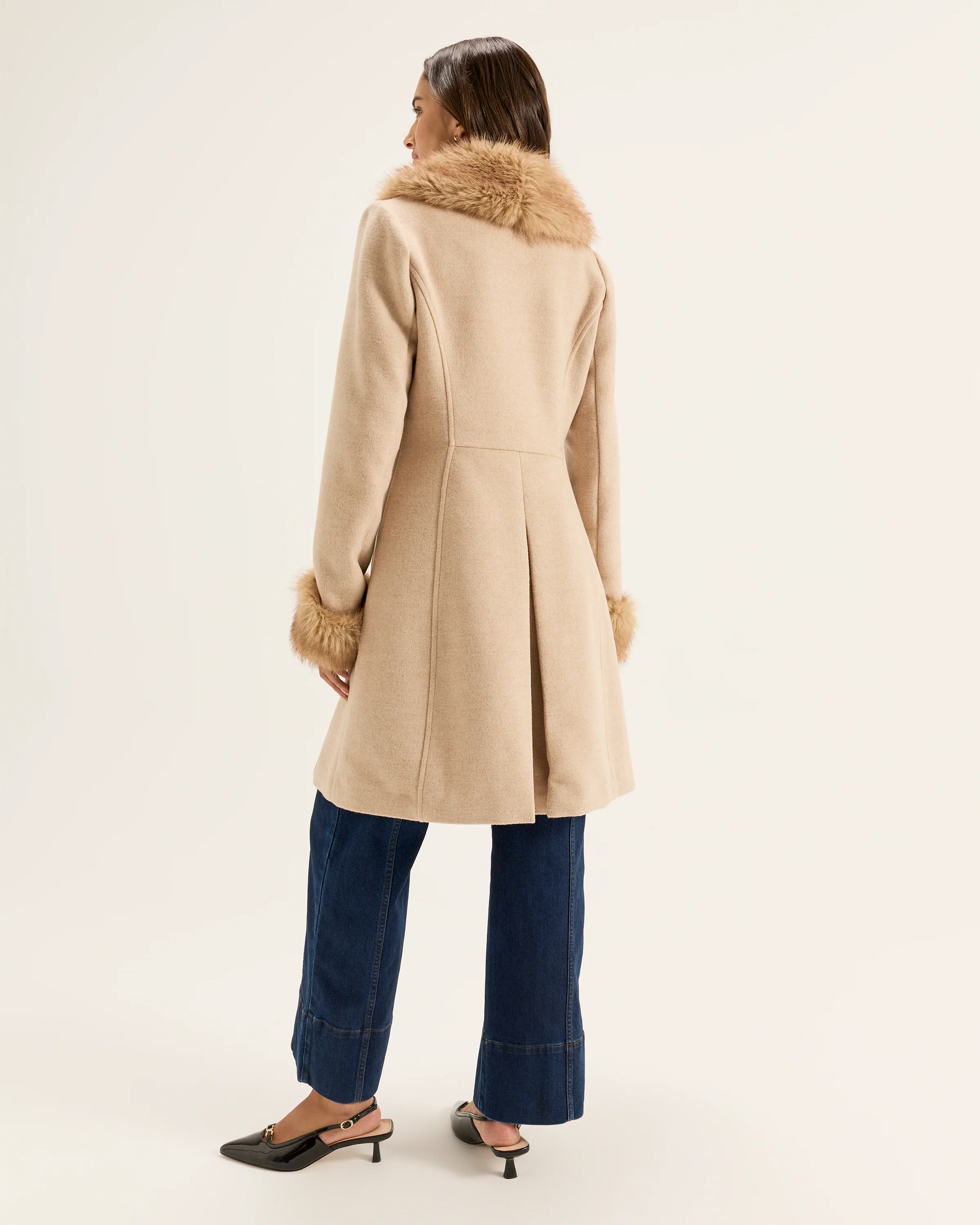 Wondrous Coat - Image 5