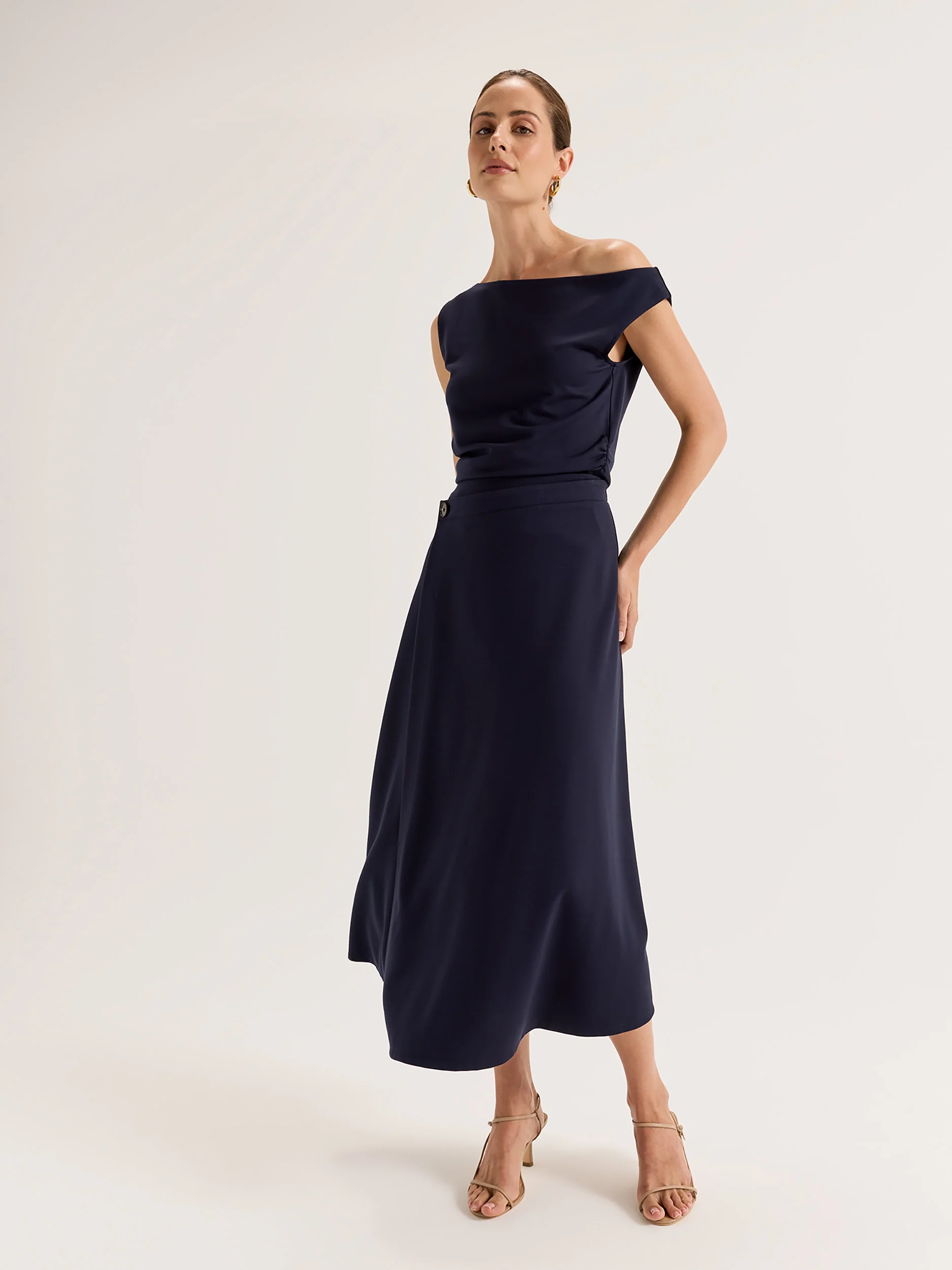 Yorkville Ponte Skirt - Image 4